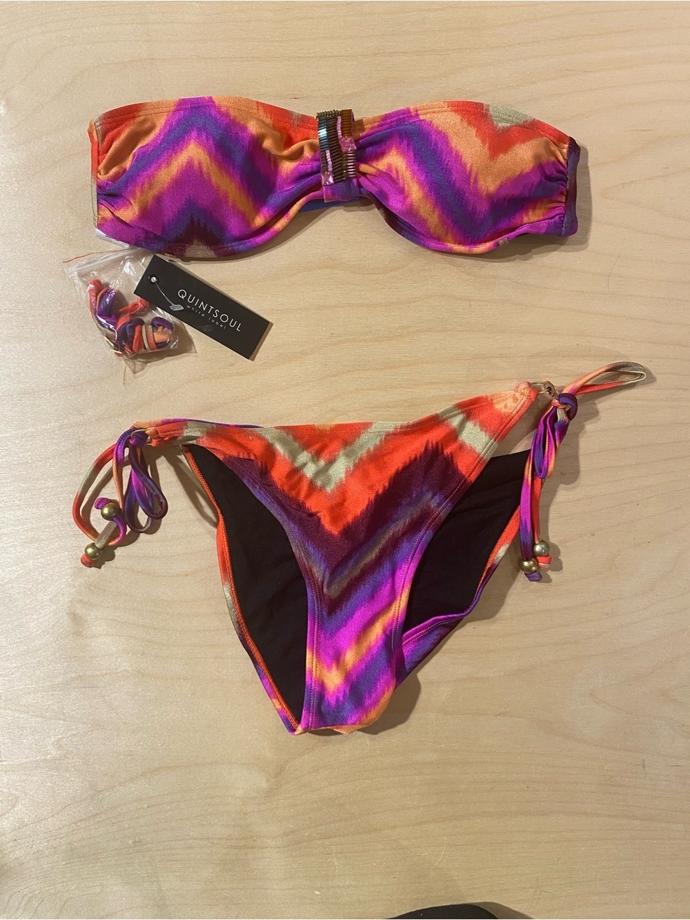 Quintsoul Vibrant Chevron Bandeau Bikini - Purple, Orange, Pink XS (RF)